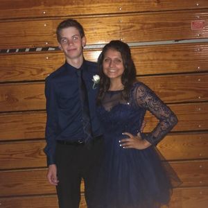 Meet your Posher, Lizett